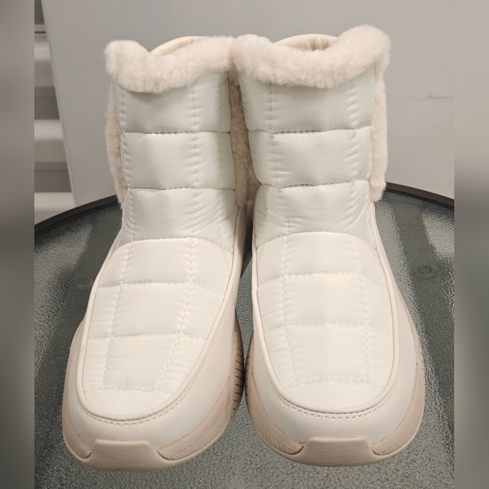 Spyder Lumi PrimaLoft  Snow Boots - Insulated For Women Size 8m - Picture 5 of 9